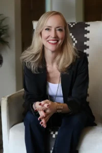 Laura Fleury (Col ’91)