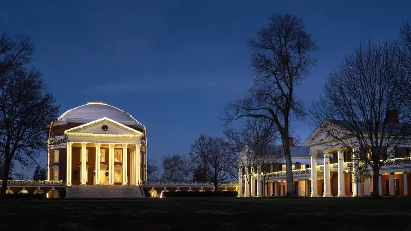 Desktop background: the Lawn lit for Lighting of the Lawn