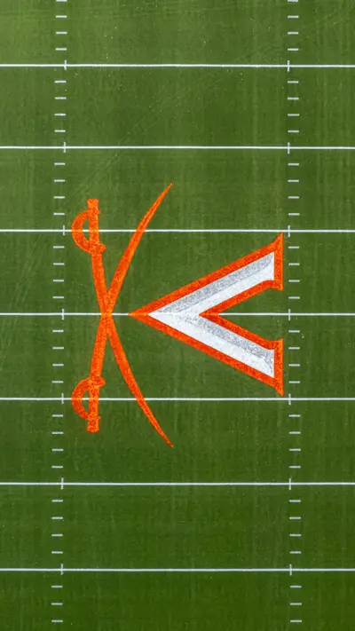 Phone background: football field